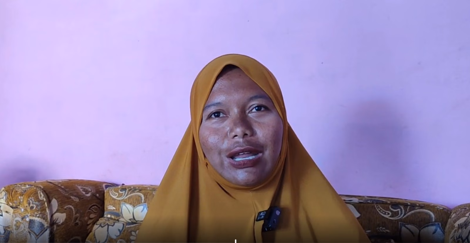 Di Bawah Kepungan Debu Merah